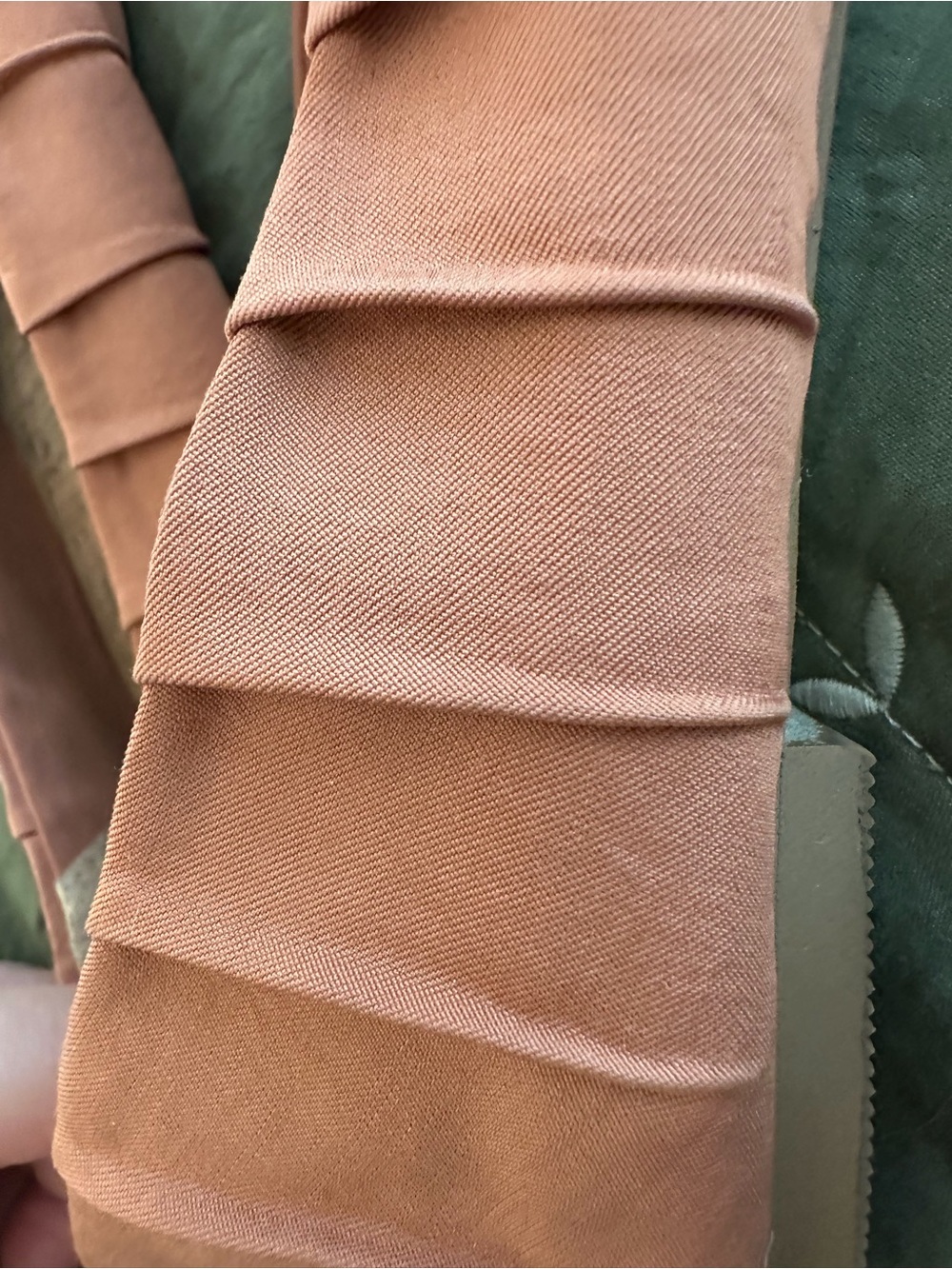 Size 10 - Women's Ballet Flats in Peachy Coral Pleated Fabric - Picture 9 of 10